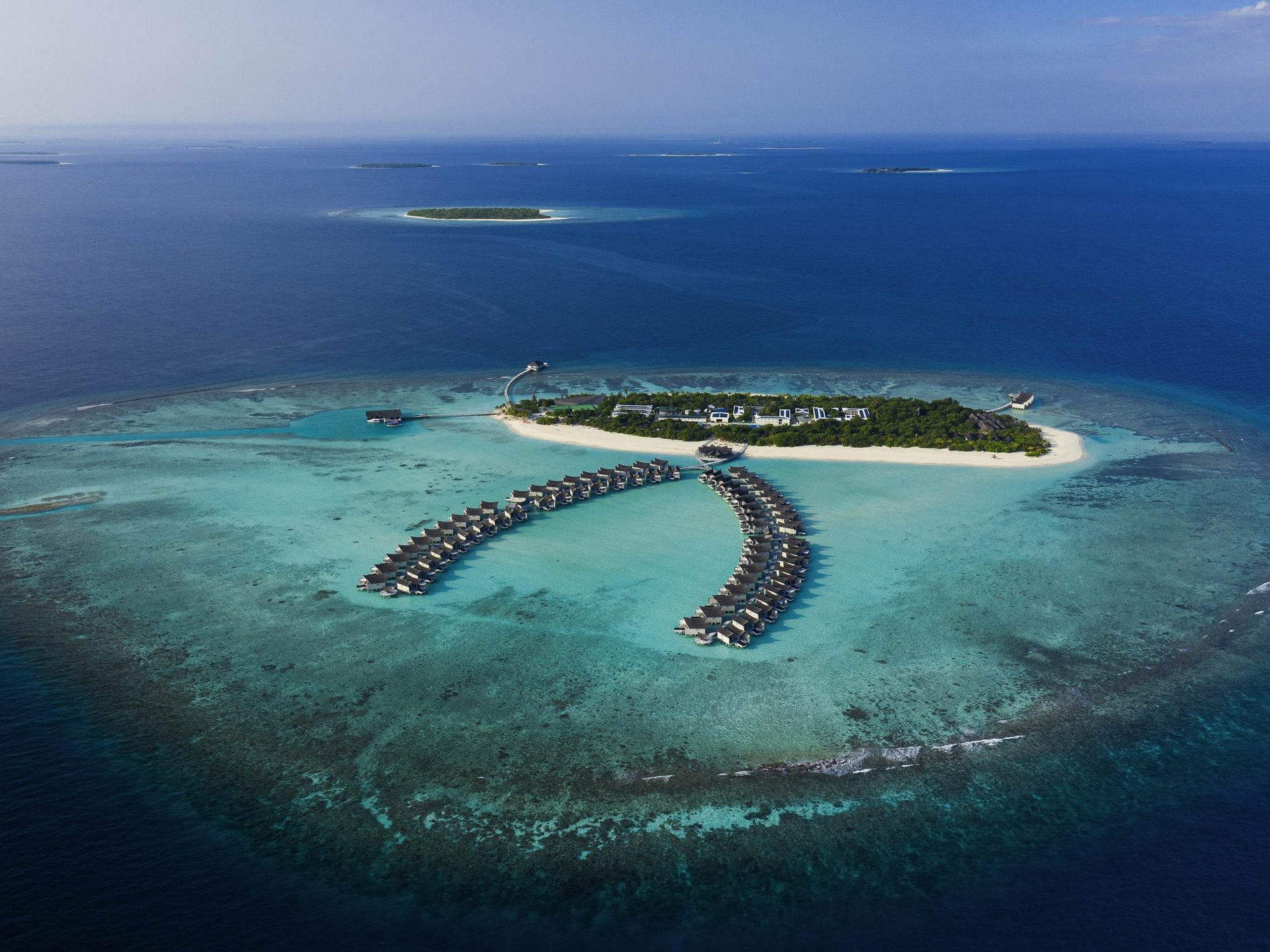 Kuredhivaru Resort & Spa